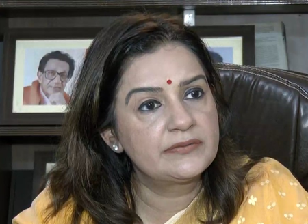 जगदीप धनखड़ के इस्तीफे पर प्रियंका चतुर्वेदी ने उठाए सवाल, कहा- मानसून सत्र के पहले दिन ही क्यों? जगदीप धनखड़ के इस्तीफे पर प्रियंका चतुर्वेदी ने उठाए सवाल, कहा- मानसून सत्र के पहले दिन ही क्यों?