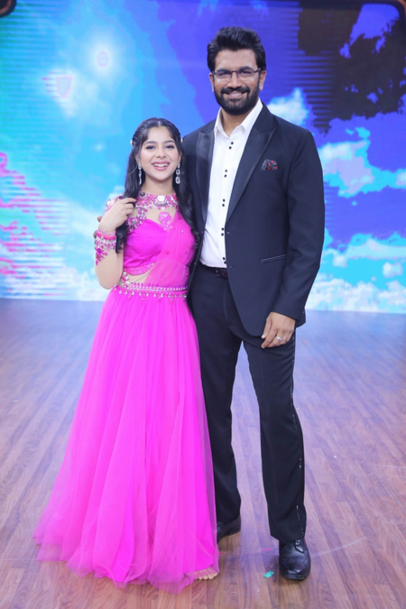 Sharad Kelkar shares the joy of performing live at ‘Zee Rishton Ka Mela’ Sharad Kelkar shares the joy of performing live at ‘Zee Rishton Ka Mela’