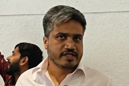 महाराष्ट्र रमी गेम विवाद पर बोले रोहित पवार, एक्शन ले सरकार महाराष्ट्र रमी गेम विवाद पर बोले रोहित पवार, एक्शन ले सरकार