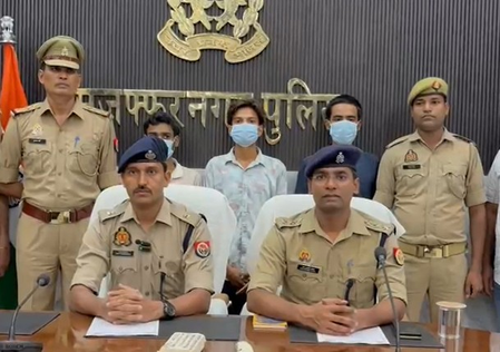 मुजफ्फरनगर : प्रेमिका को ब्लैकमेल करने पर प्रेमी ने दोस्त की हत्या कर दी, तीन आरोपी गिरफ्तार