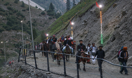 Over 3.42 pilgrims had 'Darshan' in 21 days, Amarnath Yatra to cross officially expected 3.5-lakh mark today
