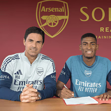 Arsenal sign Spain U21 star Cristhian Mosquera on long-term deal Arsenal sign Spain U21 star Cristhian Mosquera on long-term deal