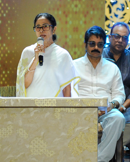 Mamata explains why another ‘Bhasha Andolon’ is necessary to prevent attack on Bengali language