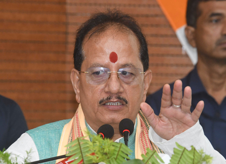 बिहार विधानसभा में नौटंकीबाजी से तेजस्वी यादव को सहानुभूति नहीं मिलेगी विजय कुमार सिन्हा बिहार विधानसभा में नौटंकीबाजी से तेजस्वी यादव को सहानुभूति नहीं मिलेगी विजय कुमार सिन्हा