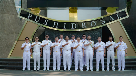 INS Sandhayak displays its cutting-edge survey equipment during Jakarta visit