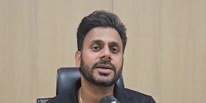 मैनचेस्टर टेस्ट में इंग्लैंड की टीम बहुत आगे : मनोज तिवारी