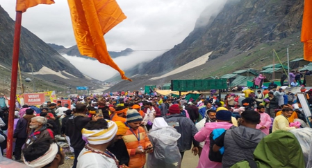 Amarnath Yatra proceeds peacefully & smoothly, over 3.6 lakh had 'Darshan' in 22 days