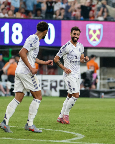 Man United beat West Ham 2-1 in Premier League summer series
