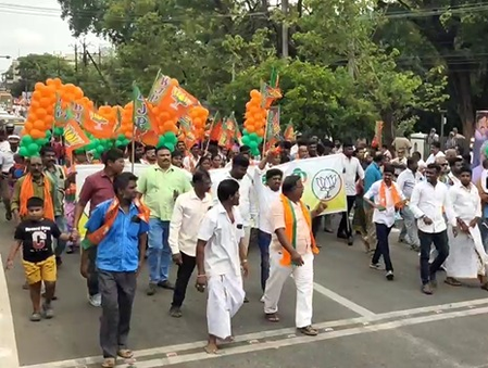 प्रधानमंत्री मोदी का तमिलनाडु दौरा, स्वागत करने के लिए भारी संख्या में उमड़े लोग