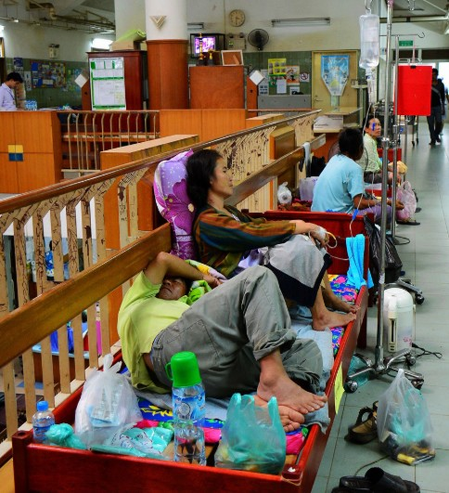 Laos urges vigilance as dengue risk rises amid persistent rainfall