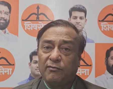 ठाकरे बंधुओं के मिलन का फायदा यूबीटी राजनीति में उठाने की कोशिश कर रही राजू वाघमारे ठाकरे बंधुओं के मिलन का फायदा यूबीटी राजनीति में उठाने की कोशिश कर रही राजू वाघमारे
