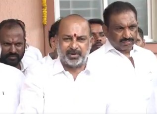 Temple demolished in Hyderabad for Muslim votes, says MoS Bandi Sanjay Temple demolished in Hyderabad for Muslim votes, says MoS Bandi Sanjay