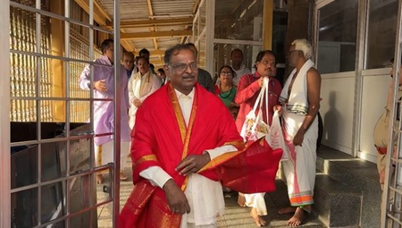 तिरुमला में वेंकटेश्वर स्वामी के दर्शन को पहुंचे इसरो प्रमुख वी. नारायणन, एनआईएसएआर सैटेलाइट लॉन्च की दी जानकारी