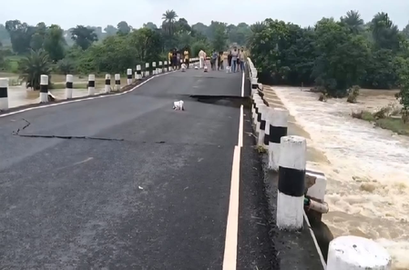 Bridge collapse in Jharkhand’s Jamtara snaps lifeline for 150 plus villages