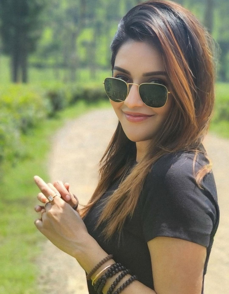 Appreciation mail from fan in UK leaves actress Mahima Nambiar overwhelmed
