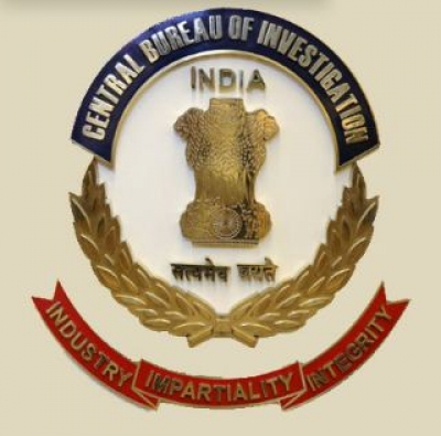 सीबीआई ने दिल्ली के कार्यकारी अभियंता को रिश्वत लेते रंगे हाथों किया गिरफ्तार