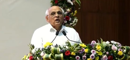 'Sampoornata Abhiyan' awards honour Gujarat's top-performing districts and blocks