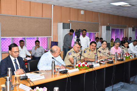 K’taka Lokayukta raids uncover disproportionate assets of over Rs 24 crore from five govt officials