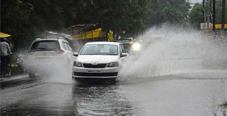 Incessant rain in Bhopal prompts administration to declare school holiday tomorrow