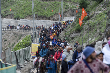 अमरनाथ यात्रा श्रद्धालुओं की संख्या 4 लाख के पार पहुंची, एलजी मनोज सिन्हा ने बताया चमत्कार अमरनाथ यात्रा श्रद्धालुओं की संख्या 4 लाख के पार पहुंची, एलजी मनोज सिन्हा ने बताया चमत्कार