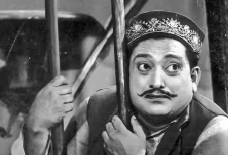 बॉलीवुड के ‘भगवान’ : 25 कमरों वाला बंगला और सात लग्जरी कार के मालिक, चॉल में ली अंतिम सांस