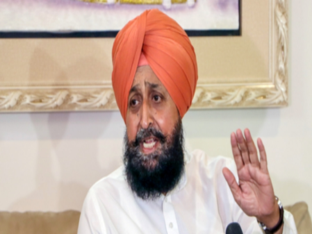 Govt accountable for death of 3 patients at Jalandhar hospital: Punjab LoP Bajwa