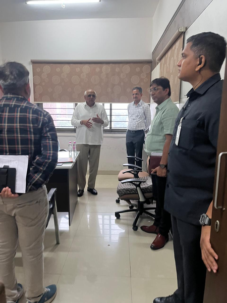 सीएम भूपेंद्र पटेल ने गांधीनगर में जल आपूर्ति बोर्ड के कार्यकारी अभियंता कार्यालय का किया औचक निरीक्षण सीएम भूपेंद्र पटेल ने गांधीनगर में जल आपूर्ति बोर्ड के कार्यकारी अभियंता कार्यालय का किया औचक निरीक्षण