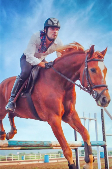 Randeep Hooda pens emotional note for his beloved horse Ranji as he bids adieu Randeep Hooda pens emotional note for his beloved horse Ranji as he bids adieu