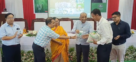 Over 75,000 Manipur farmers receive Rs 18 crore under 20th PM-KISAN instalment (Lead) Over 75,000 Manipur farmers receive Rs 18 crore under 20th PM-KISAN instalment (Lead)