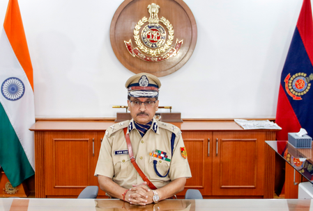 दिल्ली पुलिस ने आसमान पर बढ़ाई सख्ती, 16 अगस्त तक रहेगी खास पाबंदी
