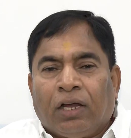 भाजपा सांसद योगेंद्र चंदोलिया ने सीएम रेखा गुप्ता को लिखा पत्र, अवैध मजार हटाने की मांग की भाजपा सांसद योगेंद्र चंदोलिया ने सीएम रेखा गुप्ता को लिखा पत्र, अवैध मजार हटाने की मांग की