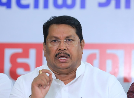 सरकार के इशारों पर काम कर रही चुनाव आयोग : विजय वडेट्टीवार