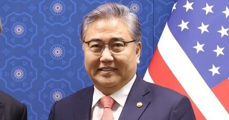 South Korea: Special counsel summons ex-FM Park in probe into ex-first lady South Korea: Special counsel summons ex-FM Park in probe into ex-first lady