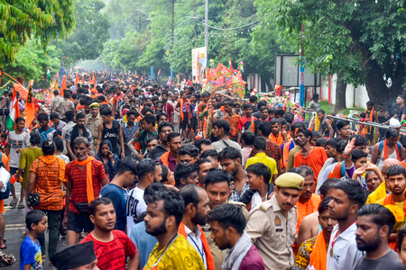 Devotees flock to Shiva temples across India on last Monday of Sawan Devotees flock to Shiva temples across India on last Monday of Sawan
