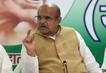 राहुल गांधी को केसी त्यागी ने दी नसीहत, बयान देने से पहले पूरी जांच-पड़ताल करें राहुल गांधी को केसी त्यागी ने दी नसीहत, बयान देने से पहले पूरी जांच-पड़ताल करें