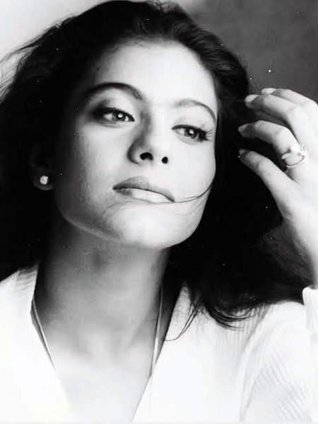 Ajay Devgn wishes his ‘favourite’ Kajol on birthday Ajay Devgn wishes his ‘favourite’ Kajol on birthday