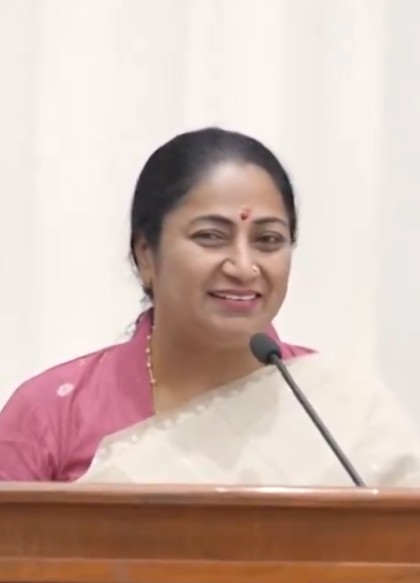 दिल्ली में छात्रों के लिए चलेंगी यू-स्पेशल बसें रेखा गुप्ता दिल्ली में छात्रों के लिए चलेंगी यू-स्पेशल बसें रेखा गुप्ता