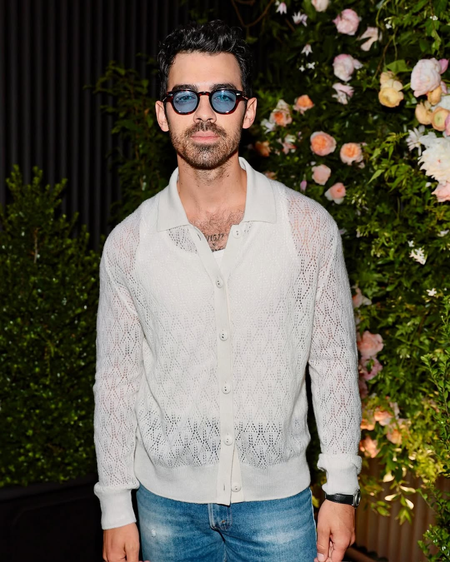 Joe Jonas talks about raising daughter after growing up with only brothers