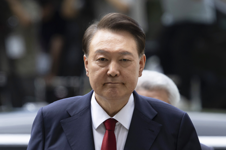 South Korea: Special counsel suspends execution of detention warrant for Yoon due to 'stubborn refusal' South Korea: Special counsel suspends execution of detention warrant for Yoon due to 'stubborn refusal'