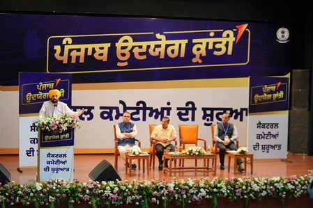 Punjab: Mann, Kejriwal jointly launch 24 sector-wise industrial panels