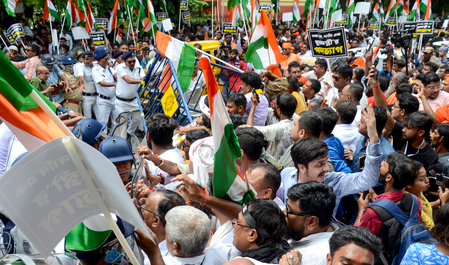Kolkata Nabanna Avijan march violence: 7 FIRs registered against BJP leaders