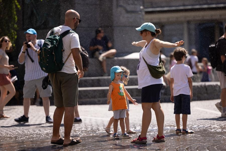 Extreme heat taking toll on people worldwide: WMO warns Extreme heat taking toll on people worldwide: WMO warns