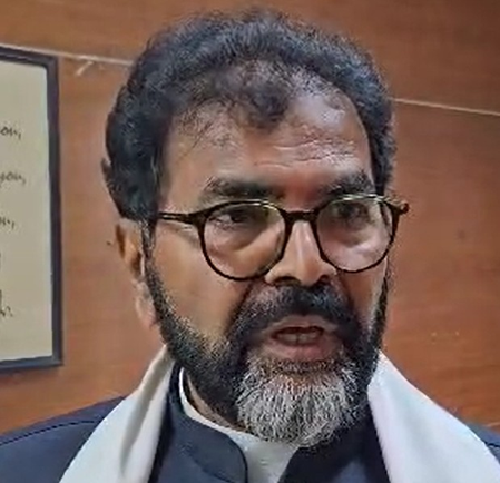 कर्नाटक विधान परिषद में नेता प्रतिपक्ष चलवाड़ी नारायण स्वामी बोले, कांग्रेस के नेताओं में अनुभव की कमी कर्नाटक विधान परिषद में नेता प्रतिपक्ष चलवाड़ी नारायण स्वामी बोले, कांग्रेस के नेताओं में अनुभव की कमी