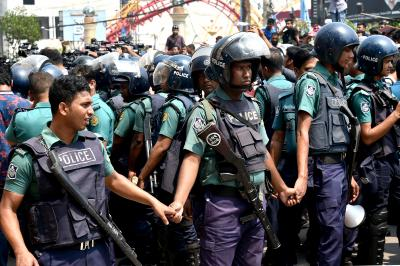 Bangladesh: Students block Dhaka-Barishal highway for fourth consecutive day