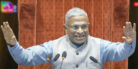 लोकसभा व राज्यसभा में विपक्ष का हंगामा, स्थगित करनी पड़ी सदन की कार्यवाही