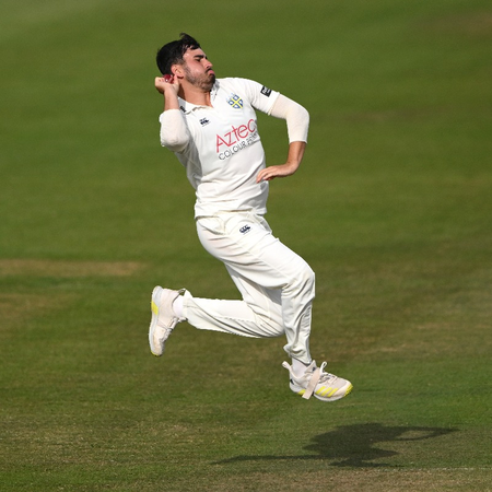 Essex sign Durham's Mitchell Killeen on two-year deal