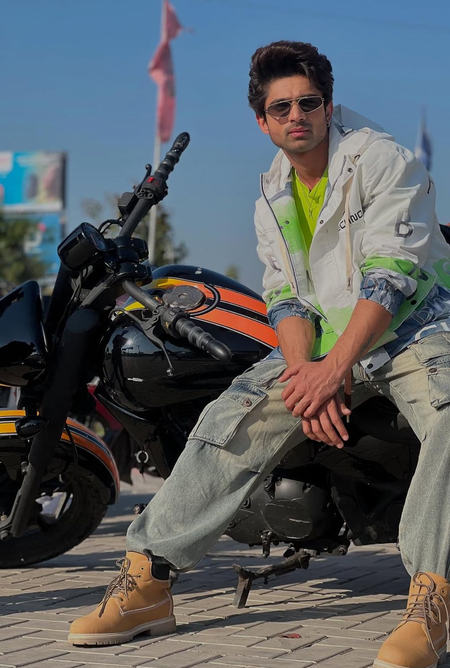 Abhishek Kumar reveals Pamma from Tu Aashiki Haii' is 'just like him, focused & loyal' Abhishek Kumar reveals Pamma from Tu Aashiki Haii' is 'just like him, focused & loyal'