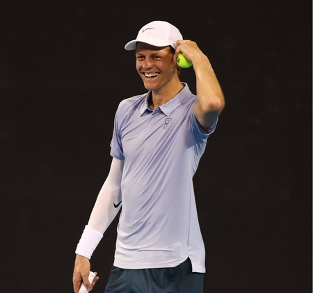 Sinner, Fritz advance in Cincinnati amid fire alarm and power outage chaos Sinner, Fritz advance in Cincinnati amid fire alarm and power outage chaos