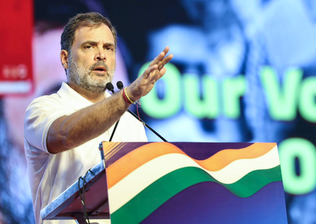 दिल्ली-एनसीआर से आवारा कुत्तों को हटाना अमानवीय, अदूरदर्शी और करुणा को खत्म करने वाला कदम राहुल गांधी दिल्ली-एनसीआर से आवारा कुत्तों को हटाना अमानवीय, अदूरदर्शी और करुणा को खत्म करने वाला कदम राहुल गांधी