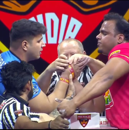 Pro Panja League: Yuvraj Verma, Suhail Khan's heated exchange almost comes to blows on Day 8